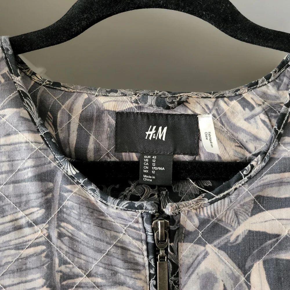 H&M Jacket - Picture 6 of 6